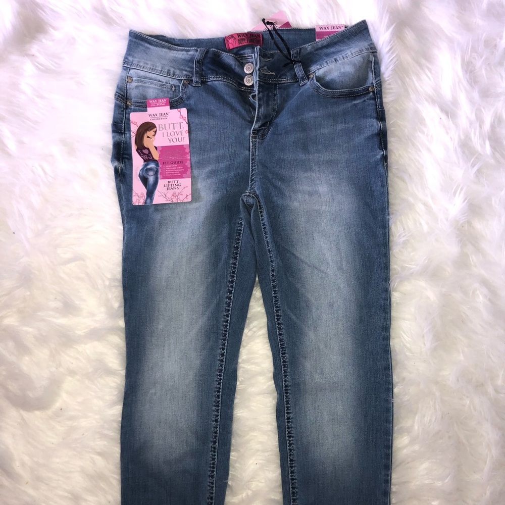 ✨ PRICE DROP ✨ FASHION NOVA Wax Jeans